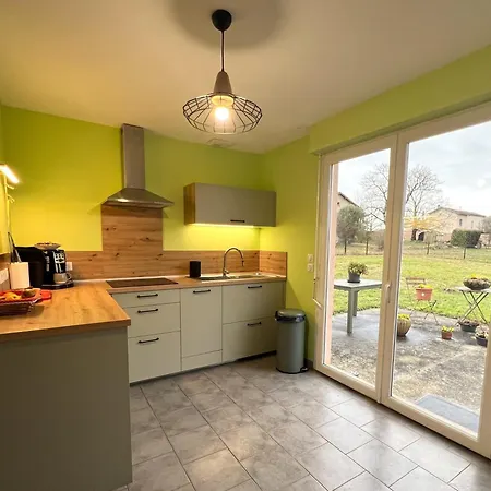 Maison Au Calme Proche Albi 度假居 *